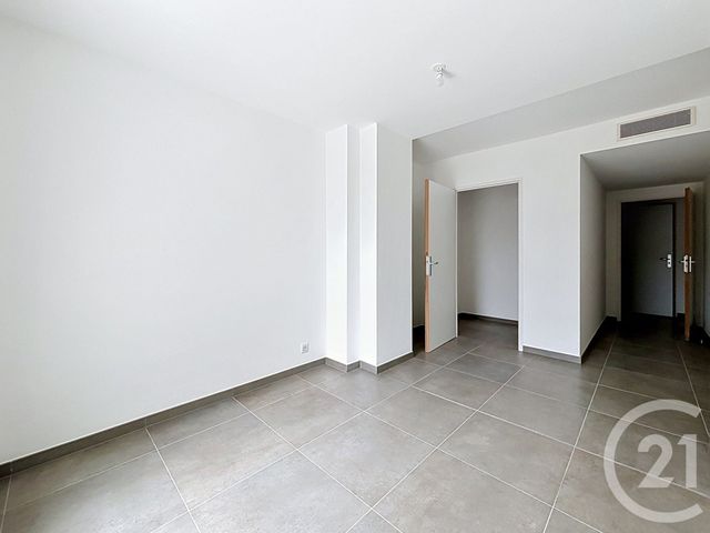 Appartement &agrave; louer - 3 pi&egrave;ces - 64,43 m2 - Marseille - 13008 - PROVENCE-ALPES-COTE-D-AZUR