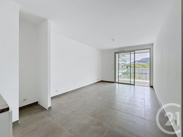 Appartement &agrave; louer - 3 pi&egrave;ces - 64,43 m2 - Marseille - 13008 - PROVENCE-ALPES-COTE-D-AZUR