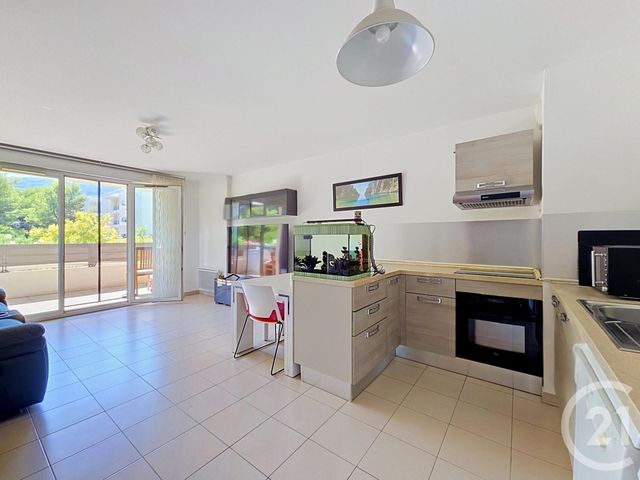 Appartement T3 &agrave; vendre - 3 pi&egrave;ces - 60,05 m2 - Marseille - 13009 - PROVENCE-ALPES-COTE-D-AZUR
