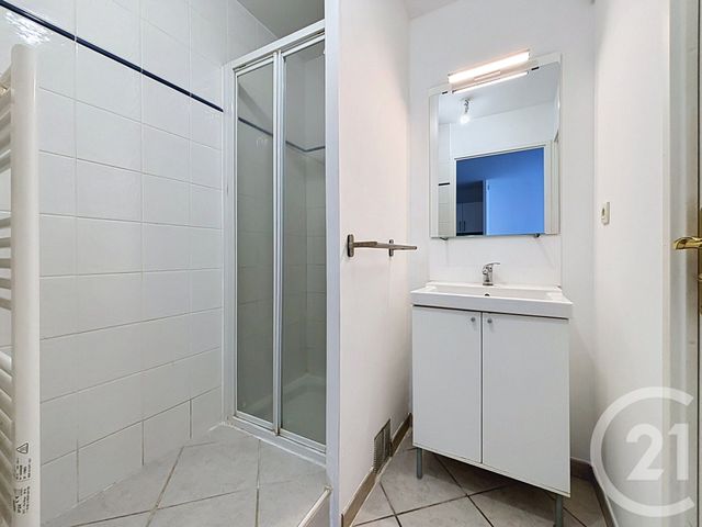 Appartement T2 &agrave; louer - 2 pi&egrave;ces - 45,79 m2 - Marseille - 13008 - PROVENCE-ALPES-COTE-D-AZUR