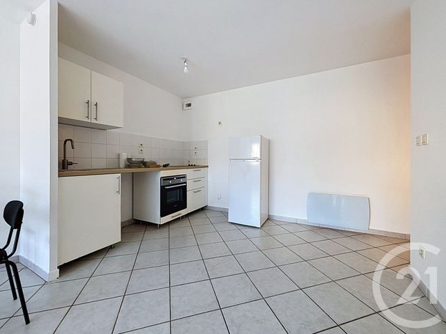 Appartement T2 &agrave; louer - 2 pi&egrave;ces - 45,79 m2 - Marseille - 13008 - PROVENCE-ALPES-COTE-D-AZUR