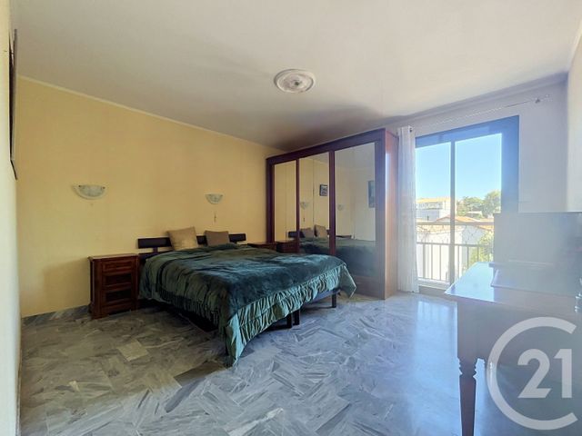 Appartement F4 &agrave; vendre - 4 pi&egrave;ces - 110 m2 - Marseille - 13008 - PROVENCE-ALPES-COTE-D-AZUR
