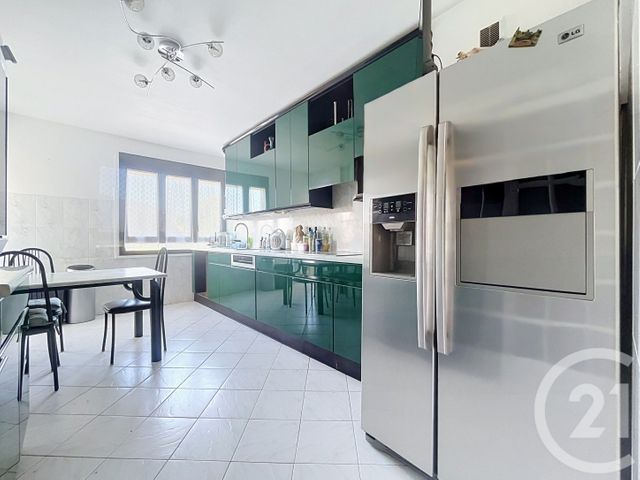 Appartement F4 &agrave; vendre - 4 pi&egrave;ces - 110 m2 - Marseille - 13008 - PROVENCE-ALPES-COTE-D-AZUR