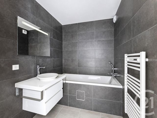 Appartement T3 &agrave; vendre - 3 pi&egrave;ces - 55,40 m2 - Marseille - 13008 - PROVENCE-ALPES-COTE-D-AZUR