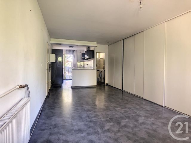 Appartement T1 &agrave; louer - 1 pi&egrave;ce - 36,49 m2 - Marseille - 13008 - PROVENCE-ALPES-COTE-D-AZUR