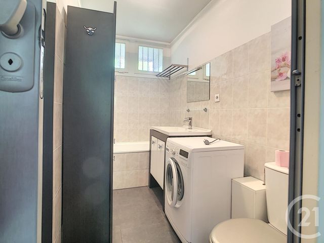 Appartement T1 &agrave; louer - 1 pi&egrave;ce - 36,49 m2 - Marseille - 13008 - PROVENCE-ALPES-COTE-D-AZUR