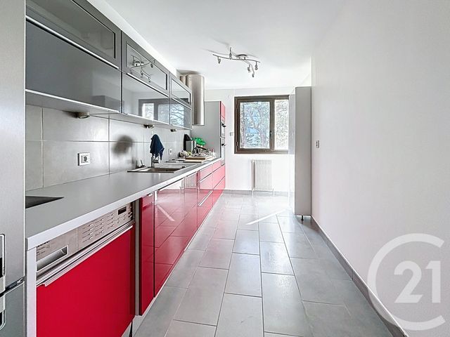 Appartement T3 &agrave; louer - 3 pi&egrave;ces - 70,40 m2 - Marseille - 13008 - PROVENCE-ALPES-COTE-D-AZUR