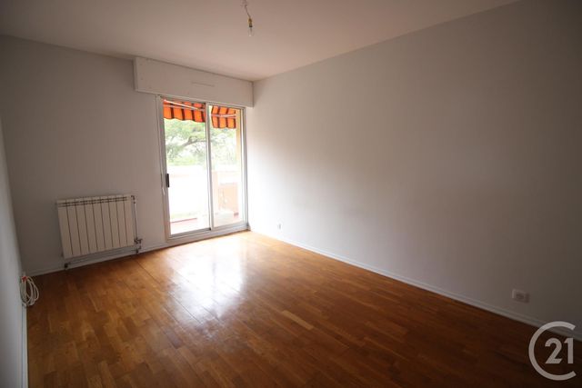 Appartement F5 &agrave; louer - 5 pi&egrave;ces - 101 m2 - Marseille - 13008 - PROVENCE-ALPES-COTE-D-AZUR