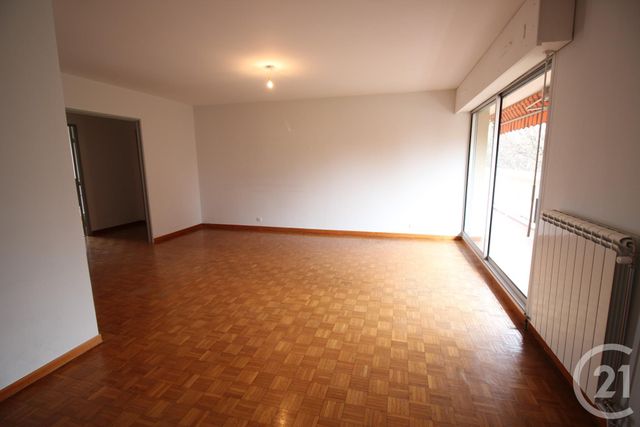 Appartement F5 &agrave; louer - 5 pi&egrave;ces - 101 m2 - Marseille - 13008 - PROVENCE-ALPES-COTE-D-AZUR