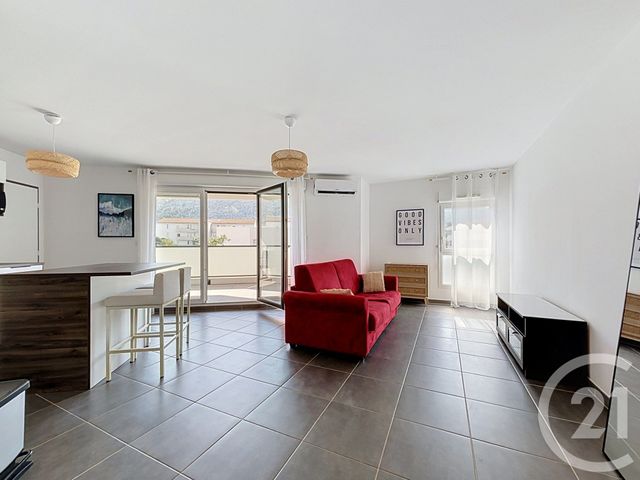 Appartement F2 &agrave; louer - 2 pi&egrave;ces - 48,10 m2 - Marseille - 13009 - PROVENCE-ALPES-COTE-D-AZUR