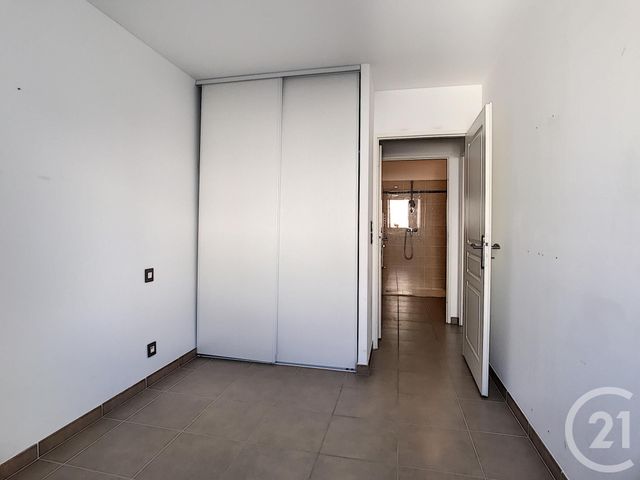 Appartement T2 &agrave; louer - 2 pi&egrave;ces - 39,69 m2 - Marseille - 13005 - PROVENCE-ALPES-COTE-D-AZUR