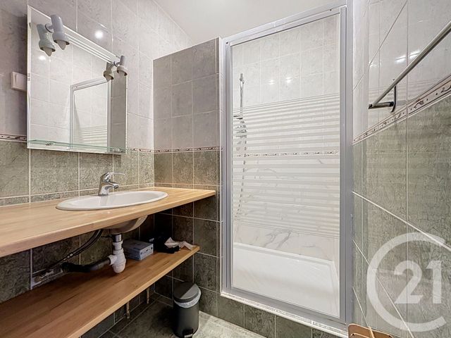 Appartement F3 &agrave; louer - 3 pi&egrave;ces - 54,24 m2 - Marseille - 13009 - PROVENCE-ALPES-COTE-D-AZUR