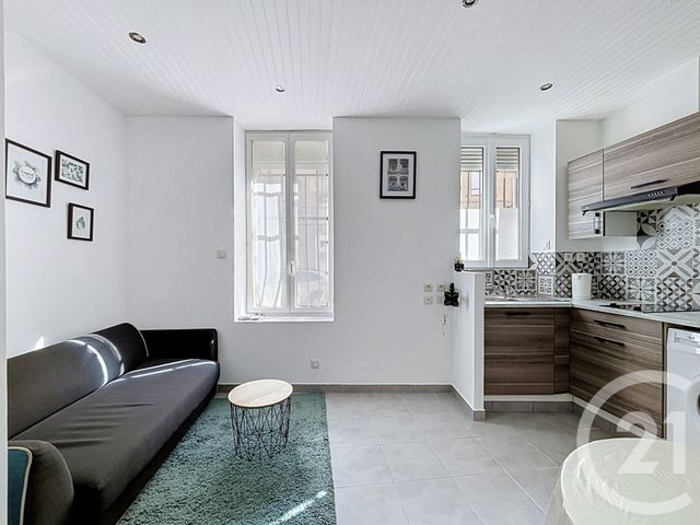 Appartement &agrave; louer - 2 pi&egrave;ces - 24,15 m2 - Marseille - 13008 - PROVENCE-ALPES-COTE-D-AZUR