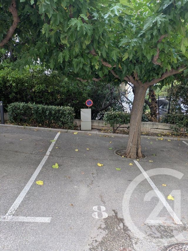 Parking &agrave; vendre - 14 m2 - Marseille - 13008 - PROVENCE-ALPES-COTE-D-AZUR