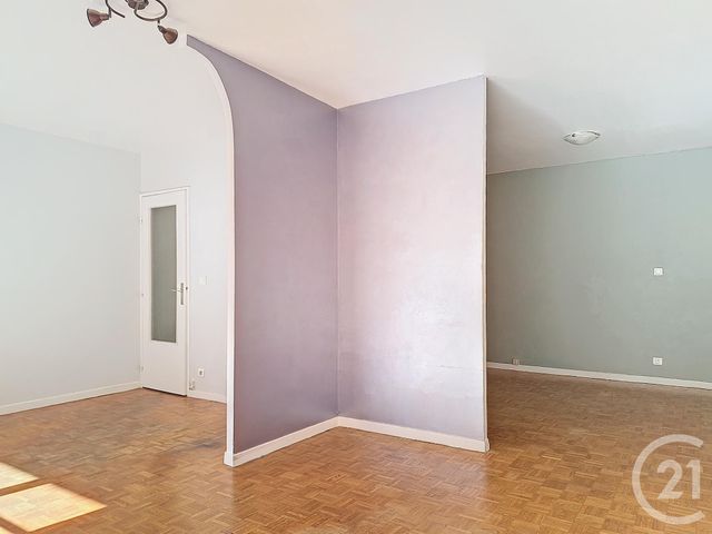 Appartement T1 &agrave; louer - 1 pi&egrave;ce - 55,92 m2 - Marseille - 13009 - PROVENCE-ALPES-COTE-D-AZUR