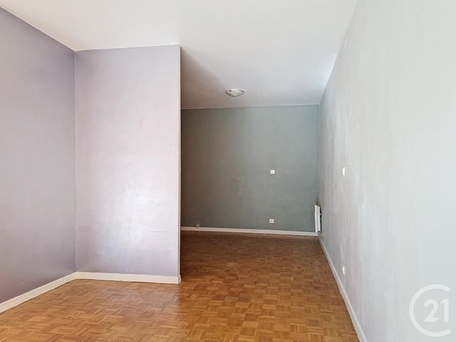Appartement T1 &agrave; louer - 1 pi&egrave;ce - 55,92 m2 - Marseille - 13009 - PROVENCE-ALPES-COTE-D-AZUR