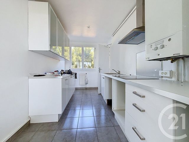 Appartement T3 &agrave; louer - 3 pi&egrave;ces - 56,45 m2 - Marseille - 13009 - PROVENCE-ALPES-COTE-D-AZUR