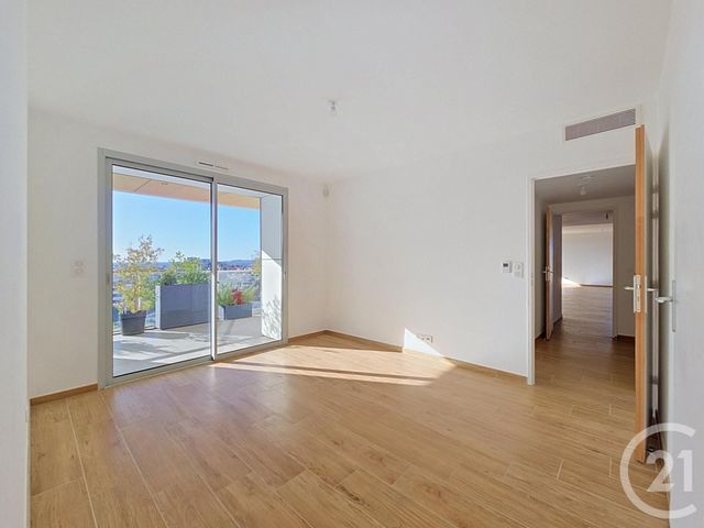 Appartement T4 &agrave; vendre - 4 pi&egrave;ces - 118,40 m2 - Marseille - 13008 - PROVENCE-ALPES-COTE-D-AZUR