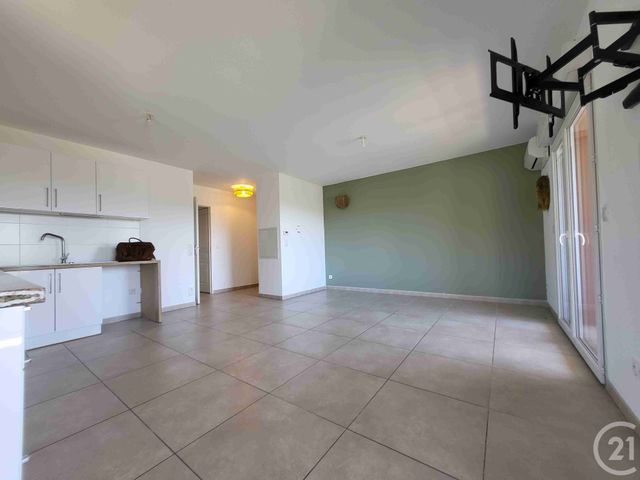 Appartement F4 &agrave; louer - 4 pi&egrave;ces - 70,69 m2 - Marseille - 13012 - PROVENCE-ALPES-COTE-D-AZUR