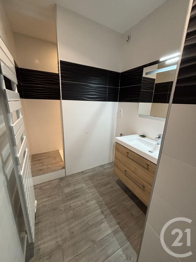 Appartement Duplex à louer - 3 pièces - 66,72 m2 - St Gildas De Rhuys - 56 - BRETAGNE