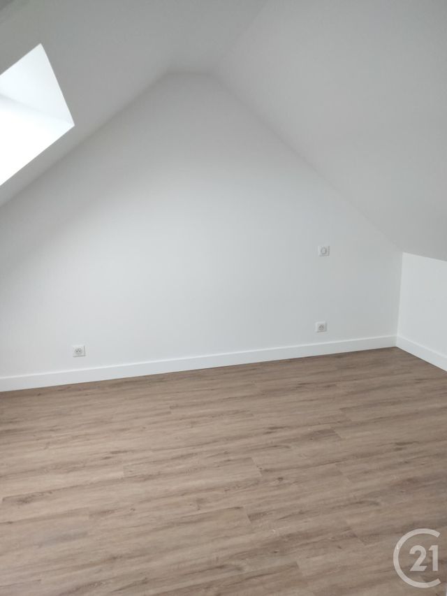 Appartement Duplex à louer - 3 pièces - 64,75 m2 - St Gildas De Rhuys - 56 - BRETAGNE