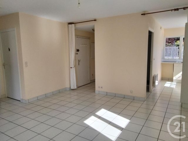 Appartement F3 &agrave; louer - 3 pi&egrave;ces - 52,60 m2 - Sarzeau - 56 - BRETAGNE