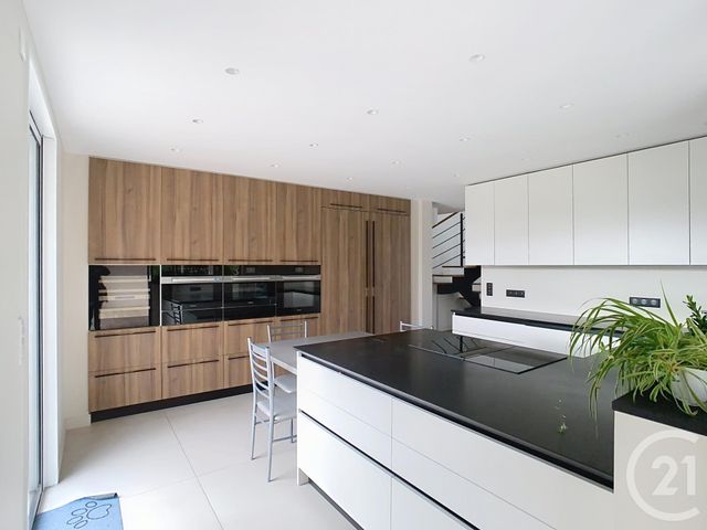 Maison &agrave; louer - 6 pi&egrave;ces - 239,71 m2 - Sarzeau - 56 - BRETAGNE