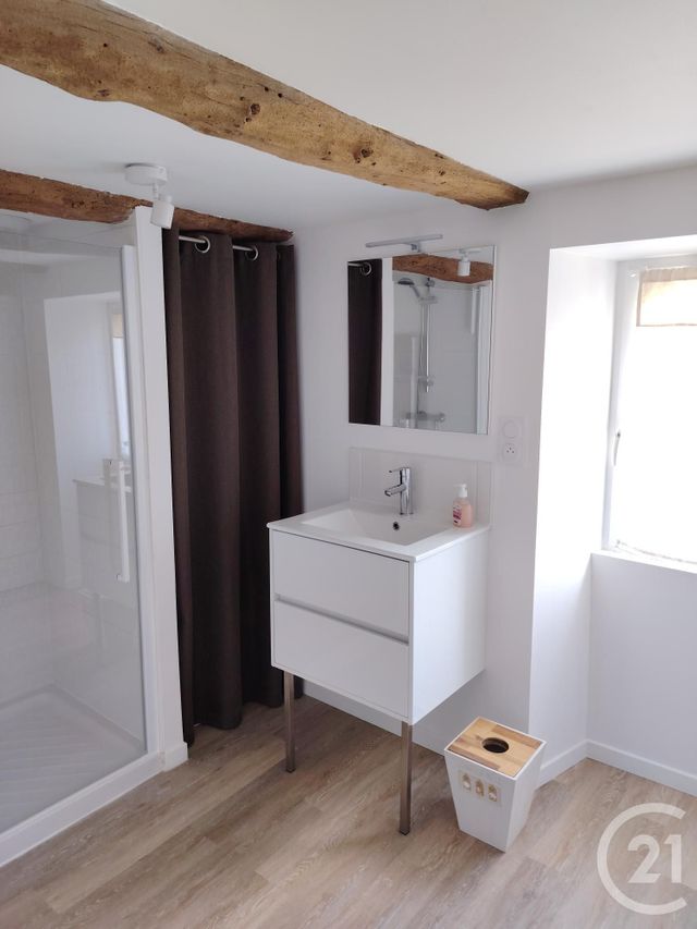 Maison &agrave; louer - 3 pi&egrave;ces - 55 m2 - Theix Noyalo - 56 - BRETAGNE