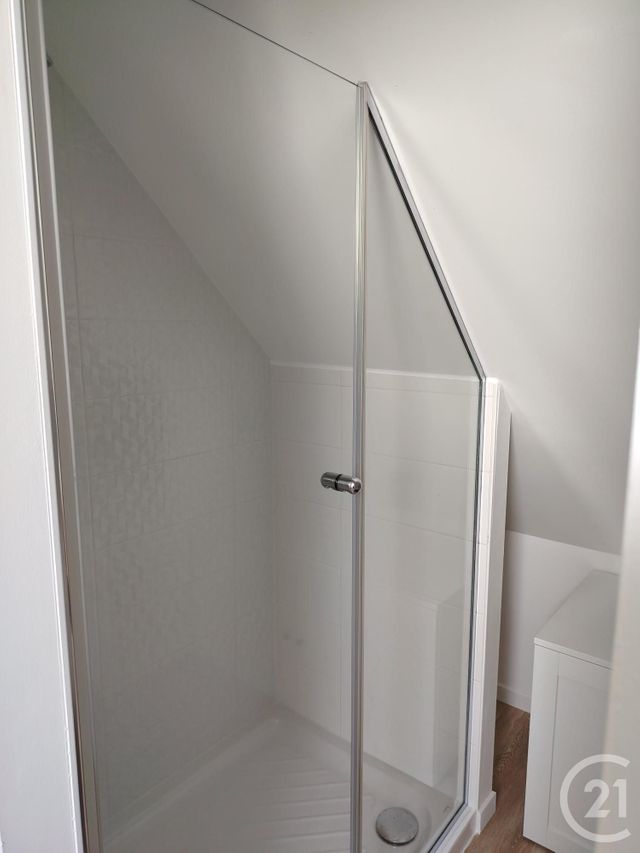 Maison &agrave; louer - 3 pi&egrave;ces - 55 m2 - Theix Noyalo - 56 - BRETAGNE