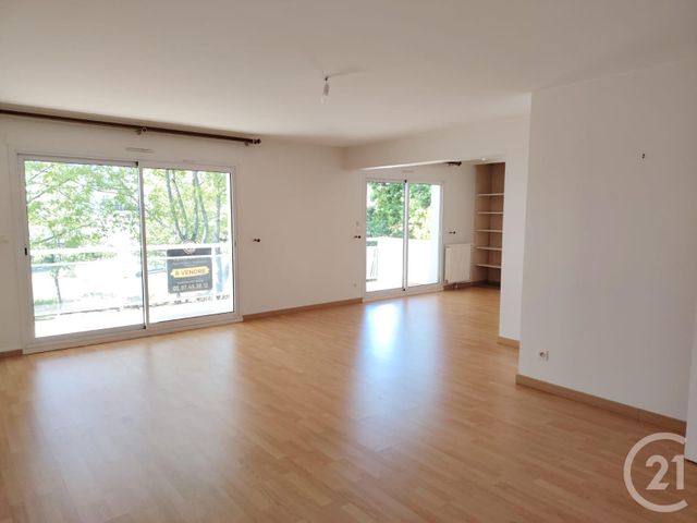 Appartement F3 &agrave; louer - 3 pi&egrave;ces - 81,37 m2 - Vannes - 56 - BRETAGNE