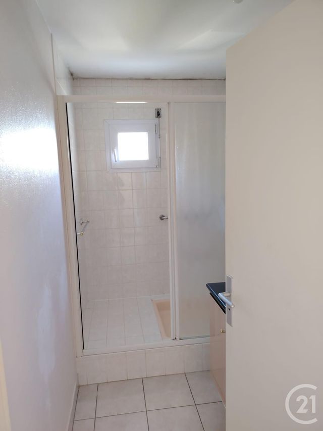 Appartement F3 &agrave; louer - 3 pi&egrave;ces - 81,37 m2 - Vannes - 56 - BRETAGNE