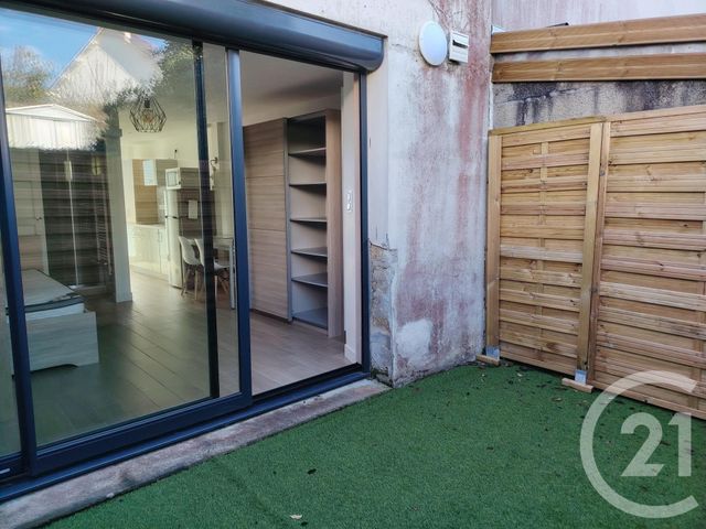 Appartement F1 &agrave; louer - 1 pi&egrave;ce - 21,30 m2 - Vannes - 56 - BRETAGNE