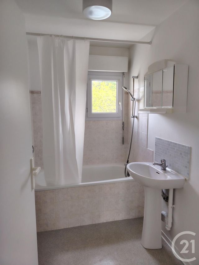 Appartement F3 &agrave; louer - 3 pi&egrave;ces - 54,65 m2 - Vannes - 56 - BRETAGNE