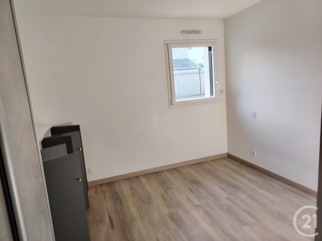 Maison &agrave; louer - 6 pi&egrave;ces - 117 m2 - Theix Noyalo - 56 - BRETAGNE