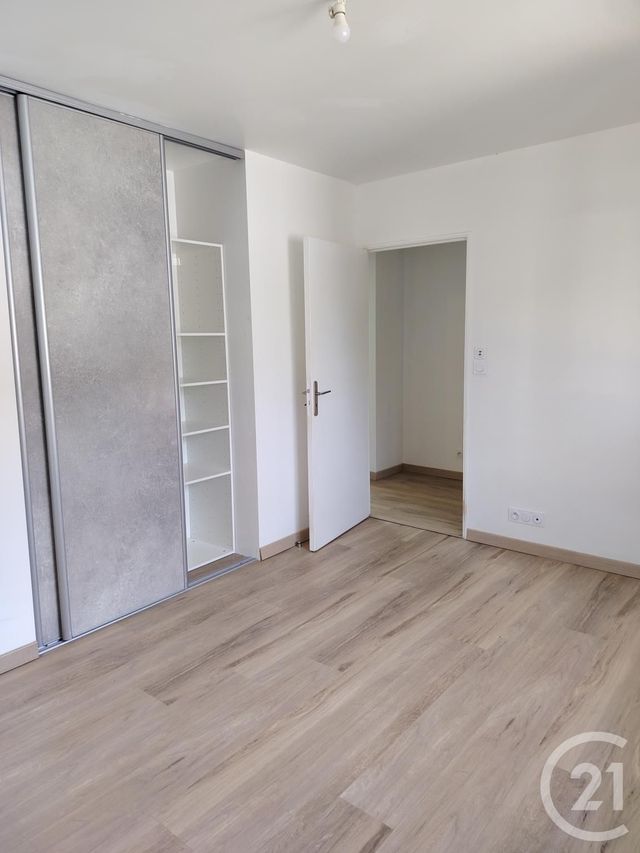 Maison &agrave; louer - 6 pi&egrave;ces - 117 m2 - Theix Noyalo - 56 - BRETAGNE