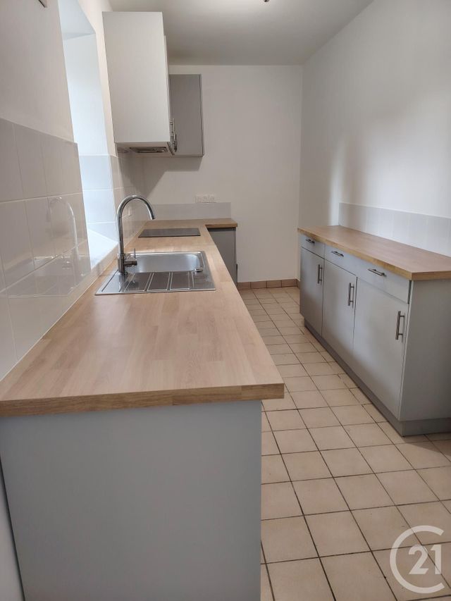 Maison &agrave; louer - 6 pi&egrave;ces - 143,81 m2 - Theix Noyalo - 56 - BRETAGNE