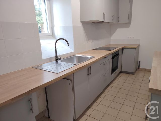 Maison &agrave; louer - 6 pi&egrave;ces - 143,81 m2 - Theix Noyalo - 56 - BRETAGNE
