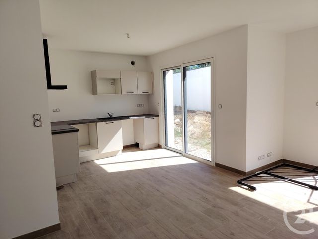 Maison 4 pièces 86 m² · à Treffléan · 86,3 m² · 950 €/mois