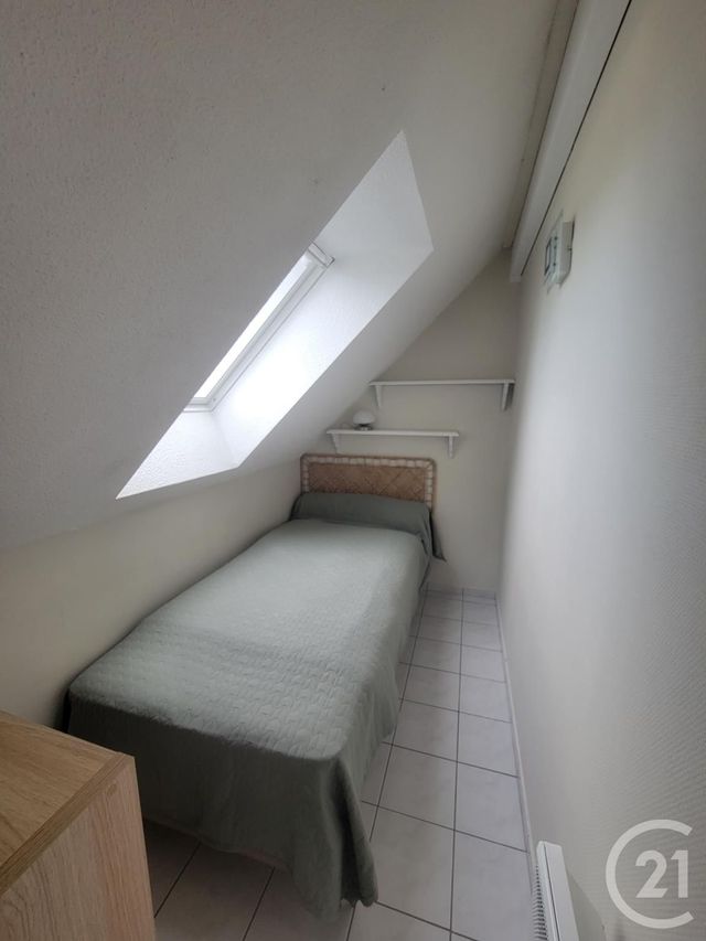 Appartement Duplex &agrave; louer - 2 pi&egrave;ces - 24,60 m2 - Sarzeau - 56 - BRETAGNE