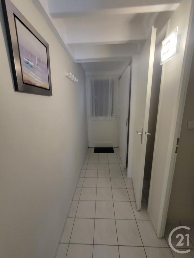 Appartement Duplex &agrave; louer - 2 pi&egrave;ces - 24,60 m2 - Sarzeau - 56 - BRETAGNE