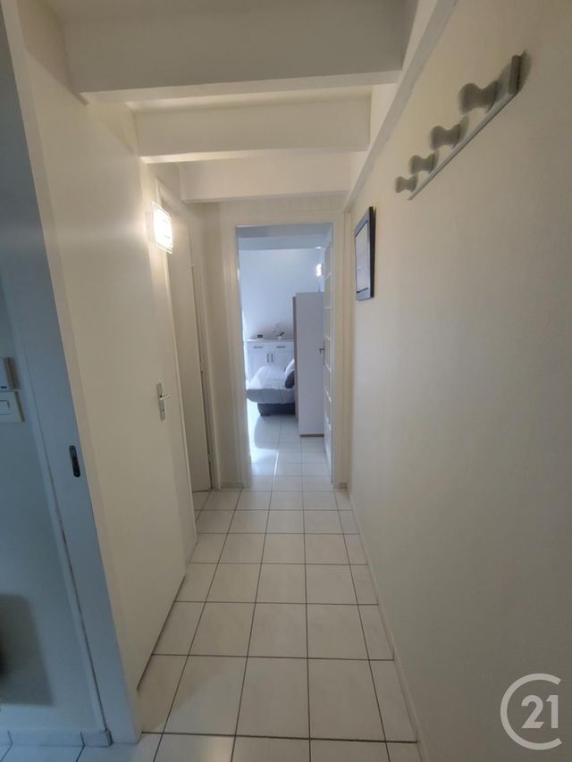 Appartement Duplex &agrave; louer - 2 pi&egrave;ces - 24,60 m2 - Sarzeau - 56 - BRETAGNE