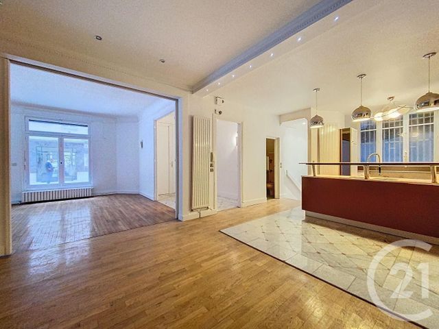 Appartement Loft à vendre - 4 pièces - 111,60 m2 - Paris - 75008 - ILE-DE-FRANCE