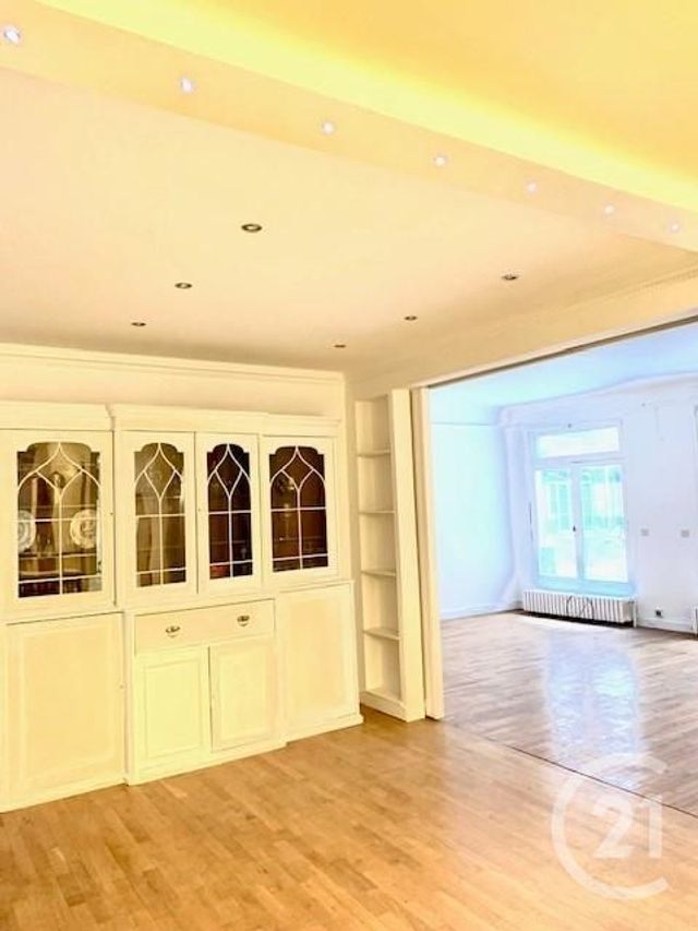 Appartement Loft à vendre - 4 pièces - 111,60 m2 - Paris - 75008 - ILE-DE-FRANCE