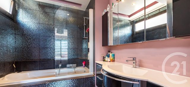 Appartement à vendre - 5 pièces - 113 m2 - Paris - 75016 - ILE-DE-FRANCE