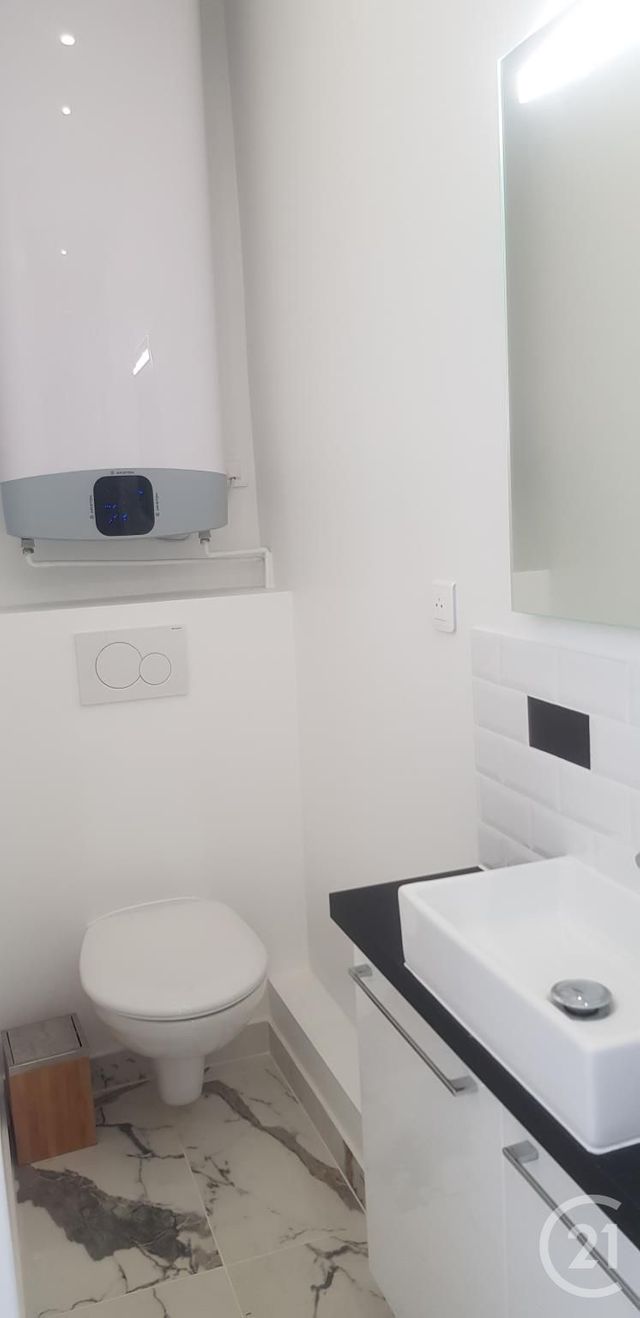 Appartement Studio &agrave; louer - 1 pi&egrave;ce - 19,46 m2 - Paris - 75011 - ILE-DE-FRANCE