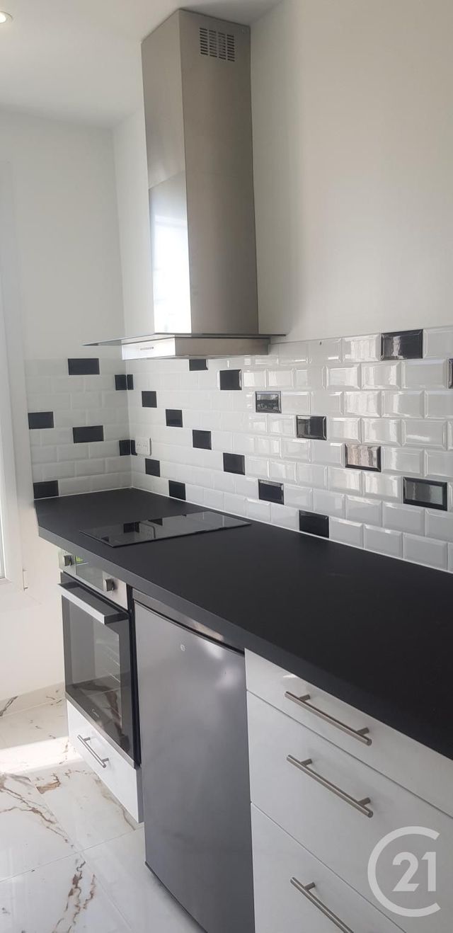 Appartement Studio &agrave; louer - 1 pi&egrave;ce - 19,46 m2 - Paris - 75011 - ILE-DE-FRANCE