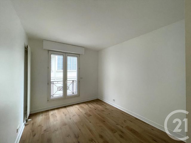 Appartement Duplex &agrave; louer - 4 pi&egrave;ces - 87,23 m2 - Paris - 75008 - ILE-DE-FRANCE
