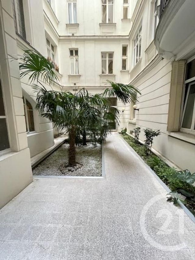Appartement Studio &agrave; louer - 1 pi&egrave;ce - 24,60 m2 - Paris - 75116 - ILE-DE-FRANCE