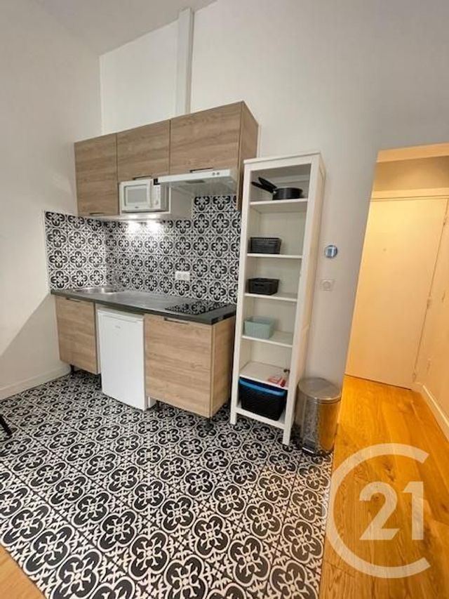 Appartement Studio &agrave; louer - 1 pi&egrave;ce - 24,60 m2 - Paris - 75116 - ILE-DE-FRANCE