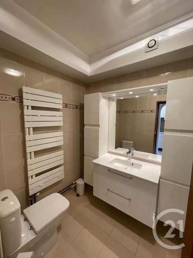 Appartement Studio &agrave; louer - 1 pi&egrave;ce - 36,46 m2 - Paris - 75008 - ILE-DE-FRANCE